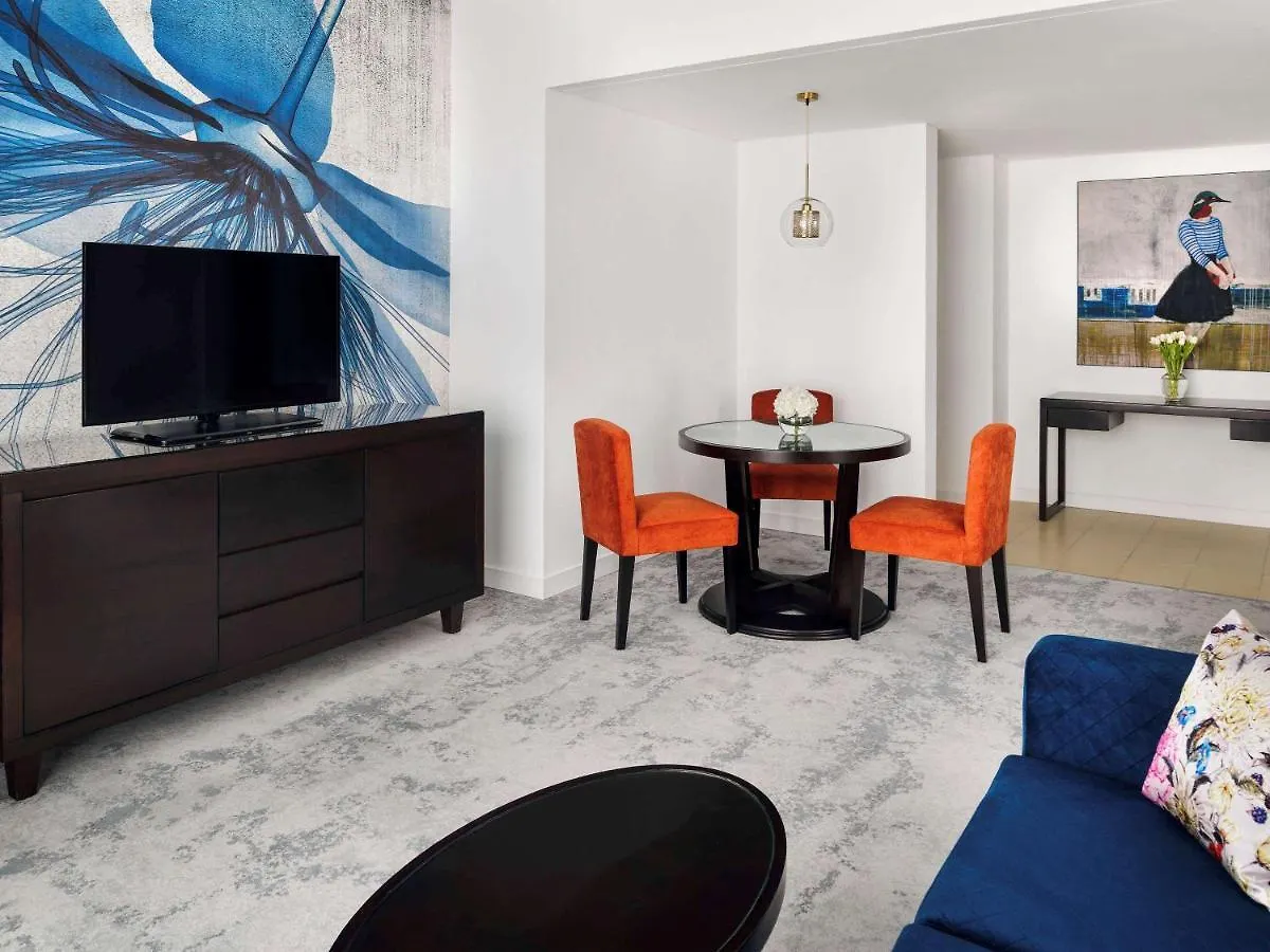 Moevenpick Hotel Jumeirah Lakes Towers Dubai