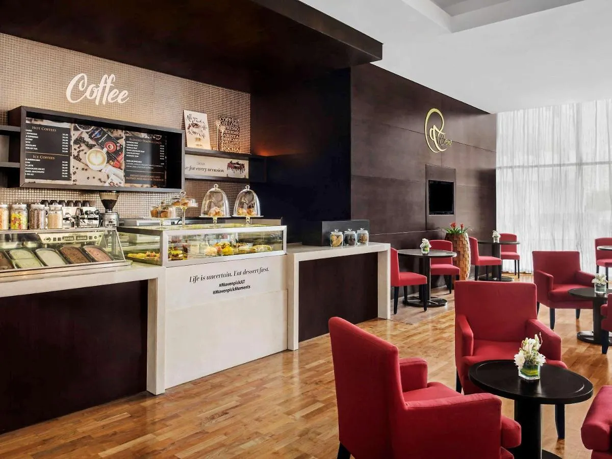 Moevenpick Hotel Jumeirah Lakes Towers Dubai