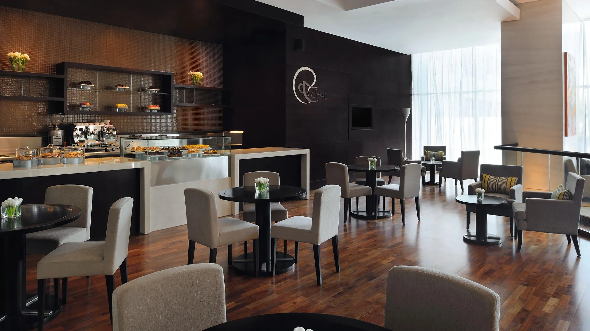 Moevenpick Hotel Jumeirah Lakes Towers Dubai